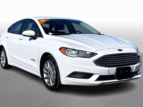 Used 2017 Ford Fusion S image 10