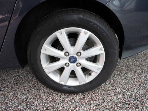 Used 2012 Ford Fiesta SE image 28