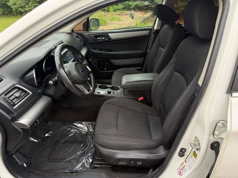 Used 2019 Subaru Legacy 2.5i Premium image 5