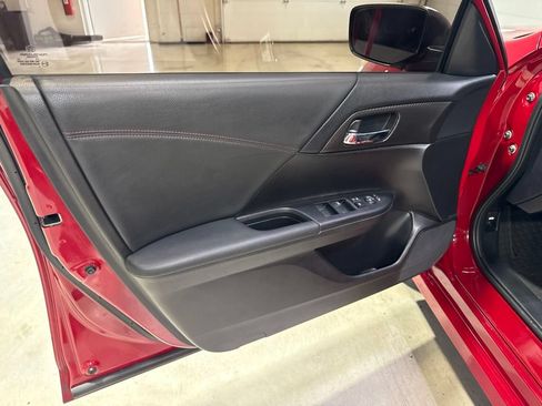 Used 2017 Honda Accord Sport Special Edition image 26