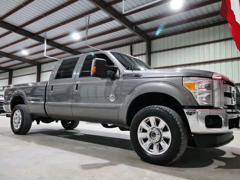 Used 2014 Ford F350 Lariat w/ Lariat Ultimate Package AWD/4WD image 16