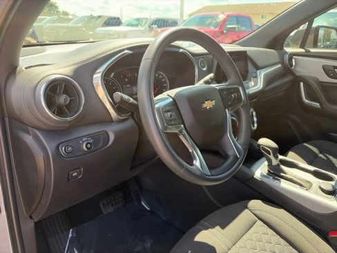 Used 2021 Chevrolet Blazer LT FWD image 16