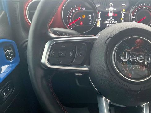 Used 2021 Jeep Gladiator Rubicon image 17