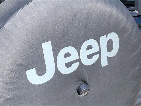 Used 2021 Jeep Wrangler Unlimited Sport AWD/4WD image 30