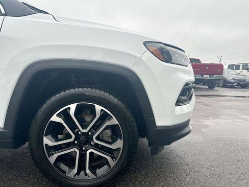 Certified 2022 Jeep Compass Limited image 12