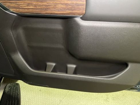 Used 2022 Chevrolet Silverado 3500 High Country w/ Z71 Off-Road Package image 78