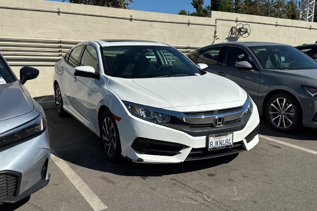 Used 2016 Honda Civic EX image 2