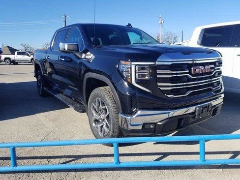 New 2026 GMC Sierra 1500 SLT AWD/4WD image 6
