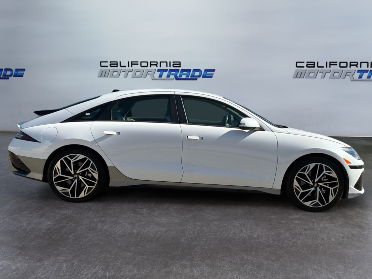 Used 2023 Hyundai Ioniq 6 SEL RWD image 4