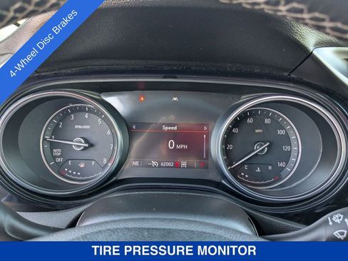 Used 2020 Buick Encore GX Preferred image 23