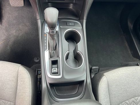 Used 2023 Chevrolet Equinox LT w/ Driver Convenience Package AWD/4WD image 31