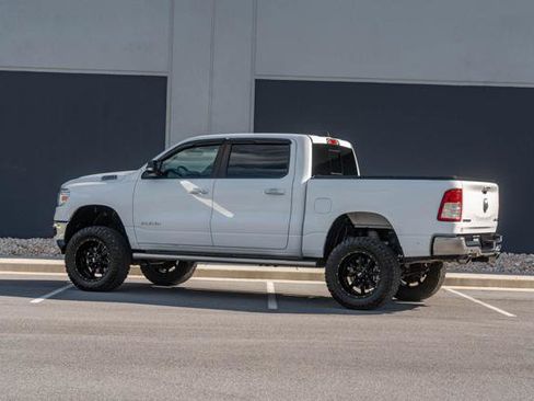 Used 2019 RAM 1500 Big Horn AWD/4WD image 5