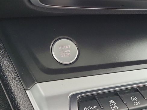 Used 2020 Audi Q3 2.0T Premium Plus w/ Premium Plus Package image 10