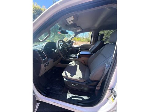 Used 2016 Ford F150 XLT w/ Equipment Group 301A Mid AWD/4WD image 11