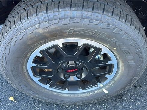 New 2025 Toyota Tacoma TRD Off-Road w/ TRD Off Road Premium Package image 34