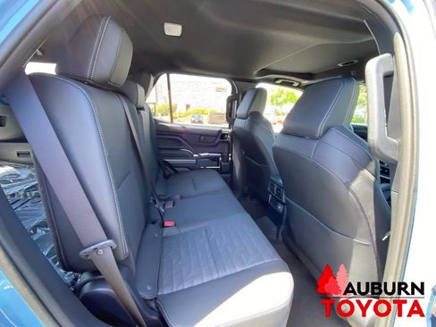 New 2026 Toyota 4Runner TRD Off-Road Premium AWD/4WD image 18