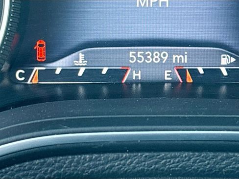 Used 2023 Jeep Cherokee Altitude Lux image 12