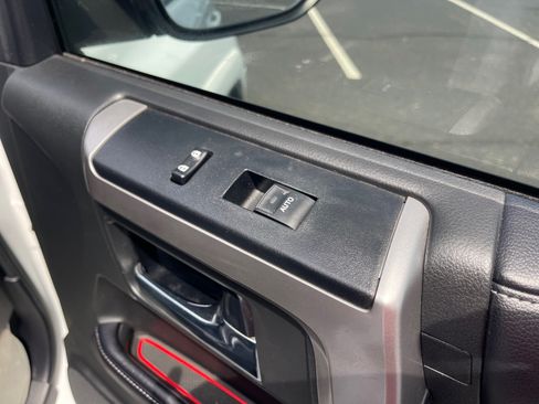Used 2018 Toyota 4Runner SR5 Premium AWD/4WD image 20