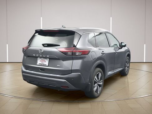 Certified 2023 Nissan Rogue SL w/ SL Premium Package FWD image 7
