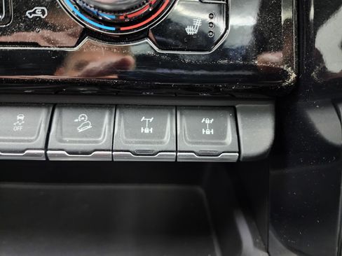 Used 2022 GMC Sierra 1500 AT4X image 72