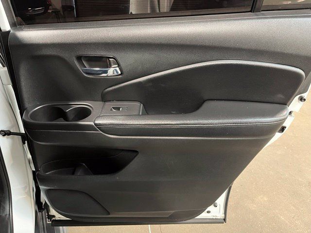Used 2021 Honda Pilot EX image 13
