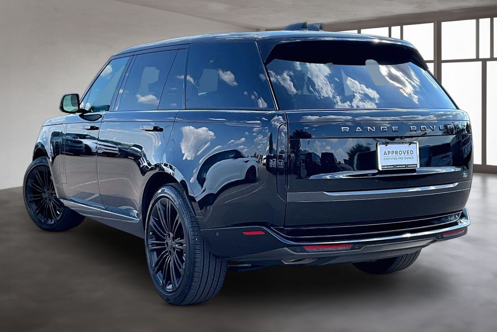 Used 2026 Land Rover Range Rover Long Wheelbase SE AWD/4WD image 11