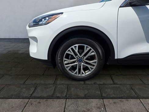 Certified 2022 Ford Escape SEL AWD/4WD image 26