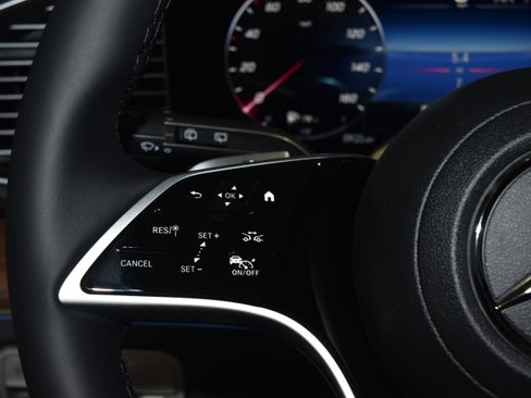 New 2026 Mercedes-Benz GLS 450 4MATIC image 8