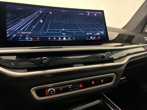 Used 2025 BMW X5 sDrive40i w/ Premium Package image 28