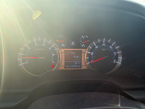 Used 2017 Toyota 4Runner SR5 RWD image 16