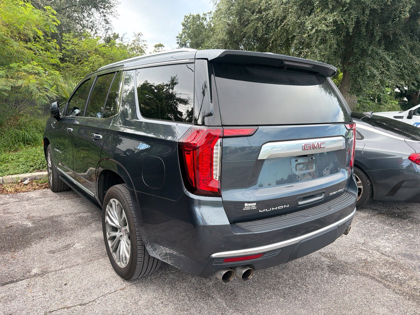 Used 2021 GMC Yukon Denali w/ Denali Ultimate Package AWD/4WD image 7