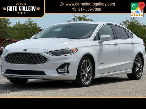 Used 2019 Ford Fusion Titanium FWD image 1
