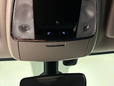Used 2019 Dodge Durango SXT w/ 3rd Row Seating Group RWD image 15