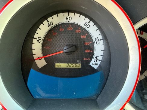 Used 2015 Toyota Tacoma PreRunner w/ SR5 Package RWD image 21