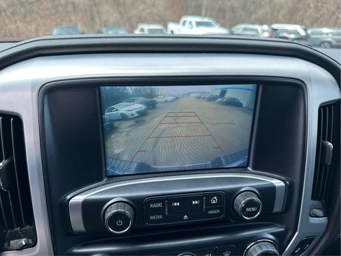Used 2018 GMC Sierra 1500 SLE w/ SLE Value Package AWD/4WD image 15