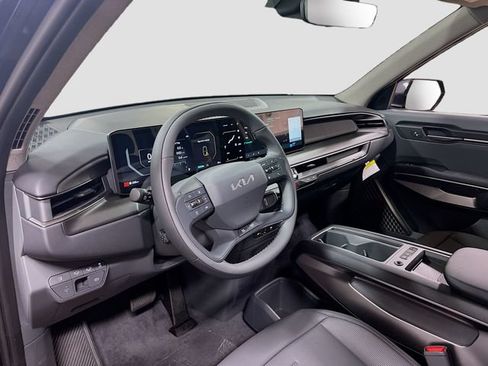 New 2026 Kia EV9 Wind AWD/4WD image 9