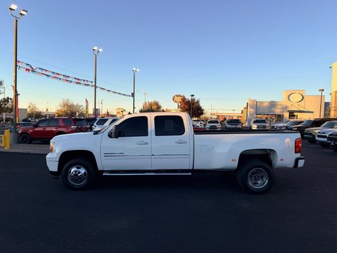 Used 2013 GMC Sierra 3500 Denali image 2