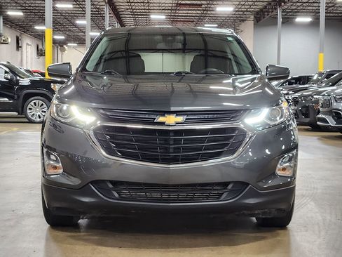 Used 2020 Chevrolet Equinox LT image 2