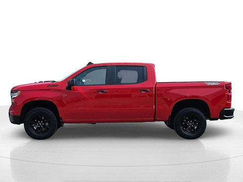 Used 2024 Chevrolet Silverado 1500 LT Trail Boss w/ Convenience Package II image 3