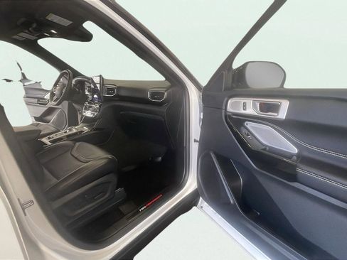 Certified 2023 Ford Explorer ST w/ Equipment Group 401A image 16