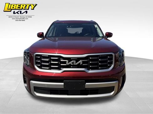 Used 2023 Kia Telluride S w/ S Sunroof Package AWD/4WD image 2