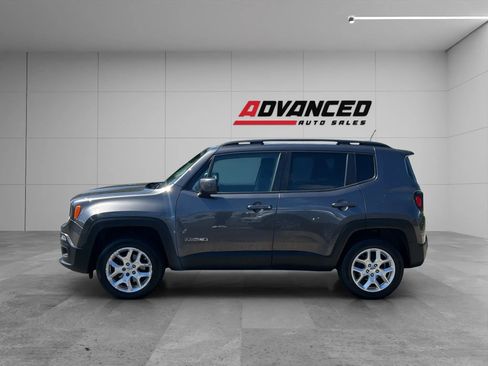 Used 2016 Jeep Renegade Latitude image 7