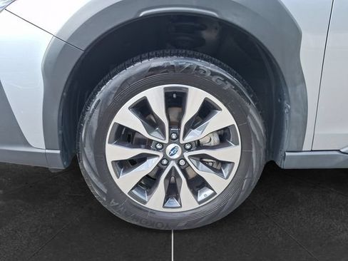 Used 2024 Subaru Outback Limited AWD/4WD image 9