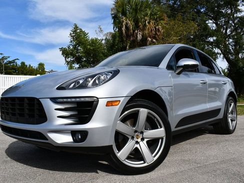 Used 2018 Porsche Macan image 22