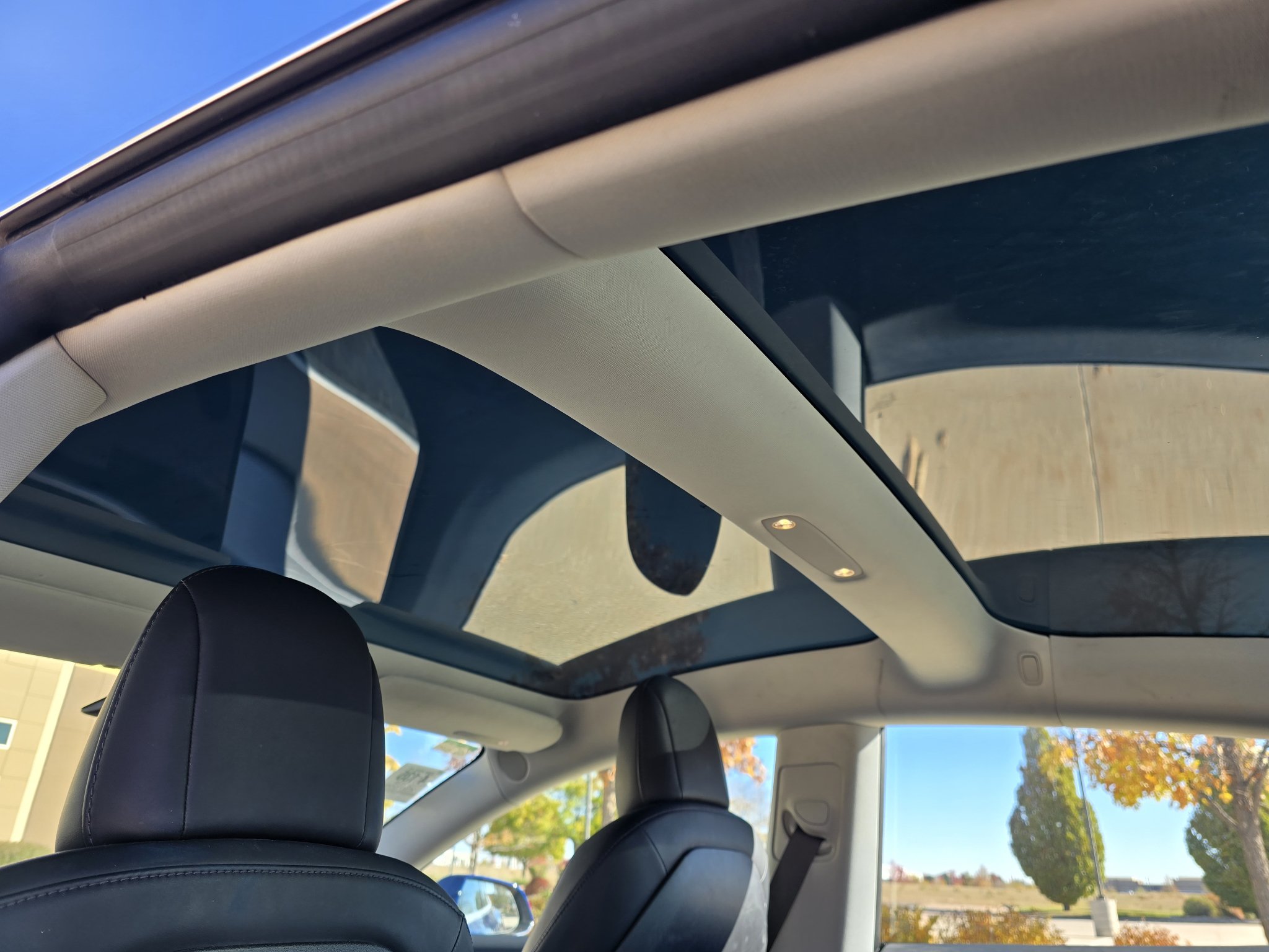 Used 2018 Tesla Model 3 Long Range AWD/4WD image 26