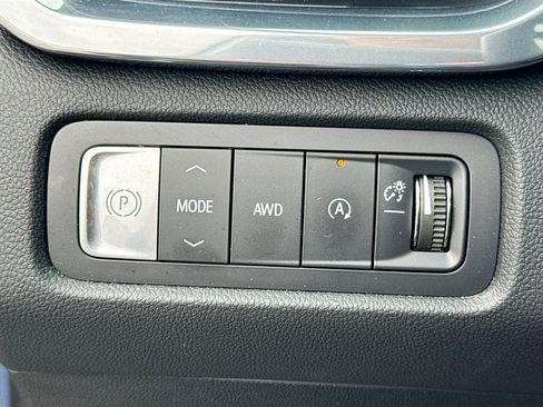 Used 2024 GMC Acadia Denali w/ Super Cruise Package AWD/4WD image 13