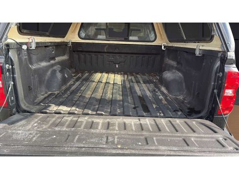 Used 2018 Chevrolet Silverado 2500 LTZ w/ Duramax Plus Package AWD/4WD image 26