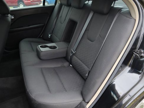 Used 2010 Ford Fusion SE image 15