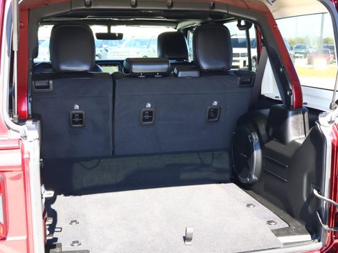 Used 2022 Jeep Wrangler Unlimited Sahara w/ Cold Weather Group image 22