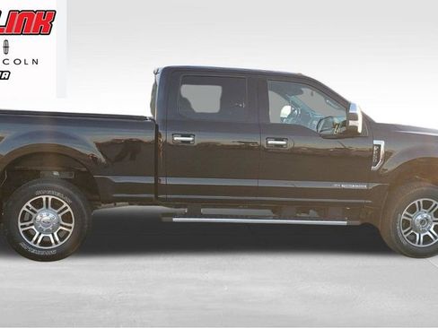 Used 2018 Ford F250 Lariat w/ Chrome Package AWD/4WD image 1